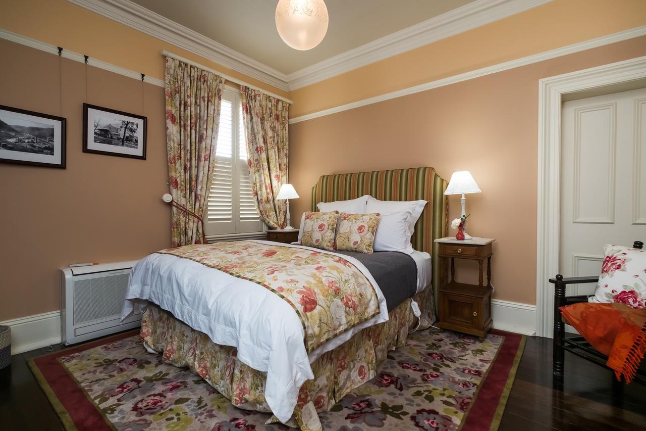 Old Bank Boutique Hotel Mittagong Eksteriør billede