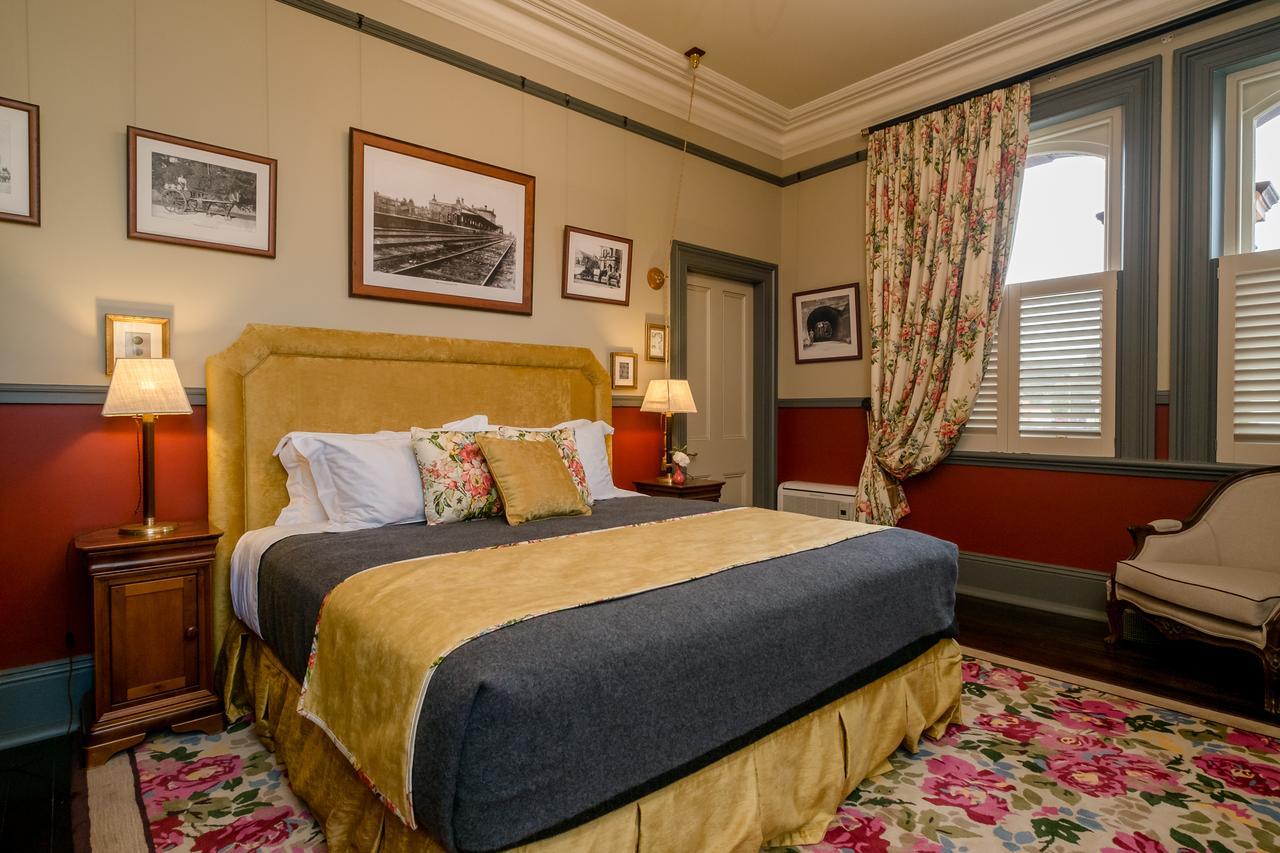 Old Bank Boutique Hotel Mittagong Eksteriør billede