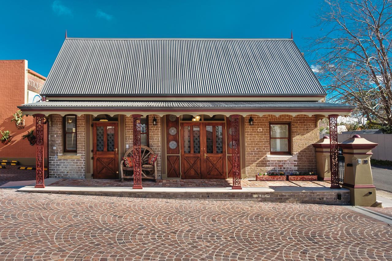 Old Bank Boutique Hotel Mittagong Eksteriør billede