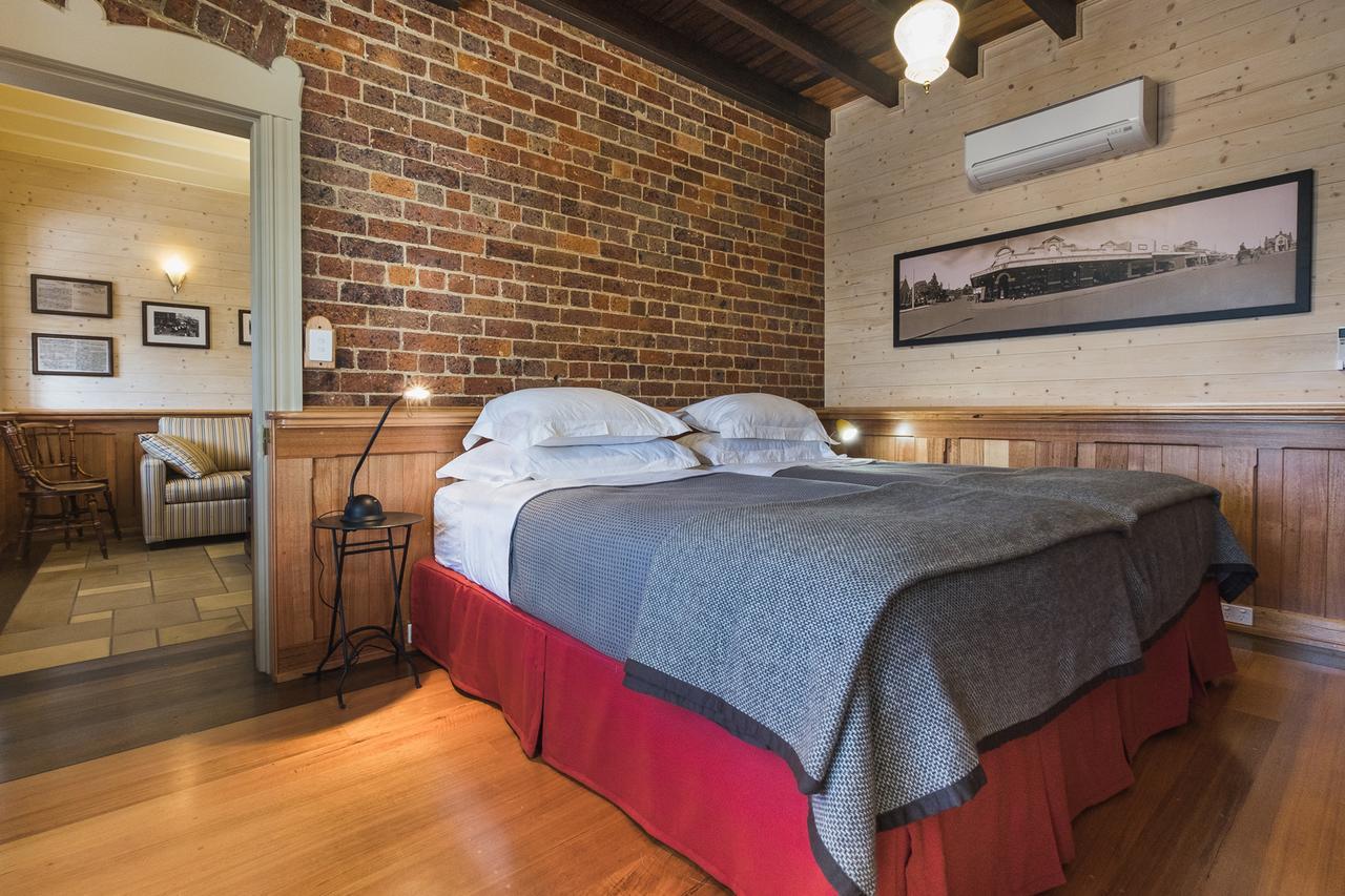 Old Bank Boutique Hotel Mittagong Eksteriør billede